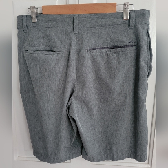 Izod Mens Shorts - Picture 2 of 3